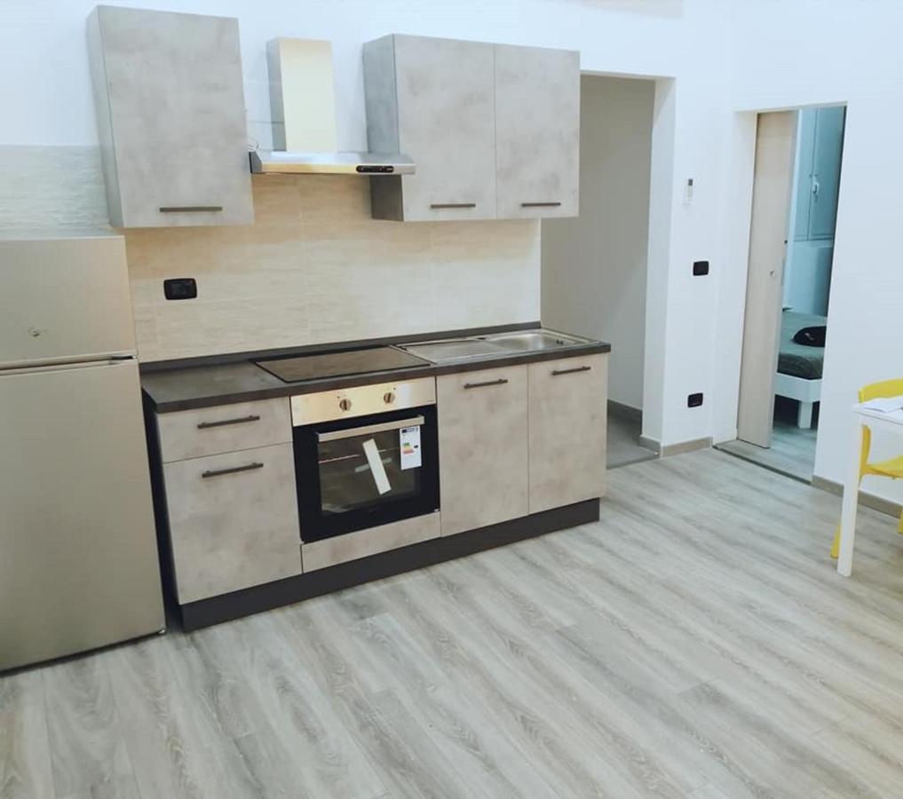 Appartamento Nuovo A 1 Minuto Dal Porto Livorno Exteriör bild
